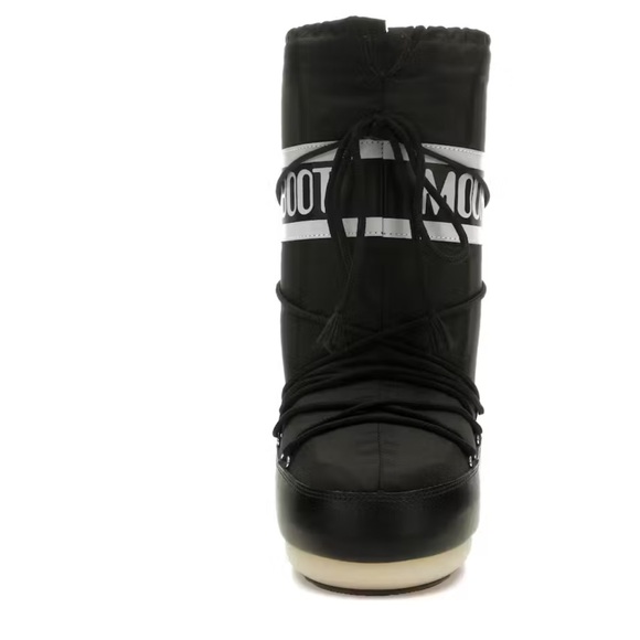 💲3️⃣3️⃣0️⃣ ICON BLACK NYLON BOOTS - Picture 5 of 7